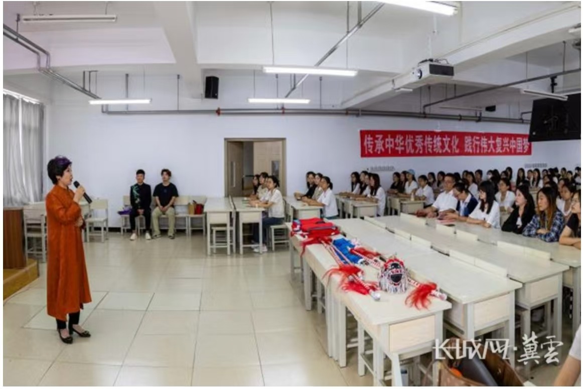 《冀云》——唐山师范学院：“新时代 新家乡”主题思政课 探索思政课“新的打开方式”